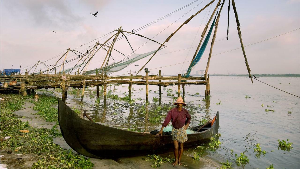 ホテル ニームラナーズ タワー ハウス Kochi エクステリア 写真